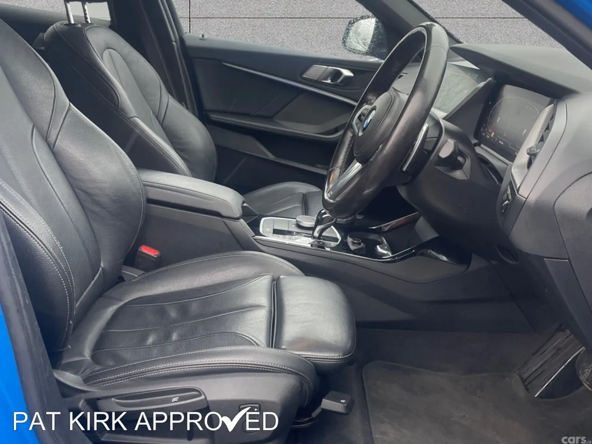BMW 1-Series Hatchback, Diesel, 2021, Blue