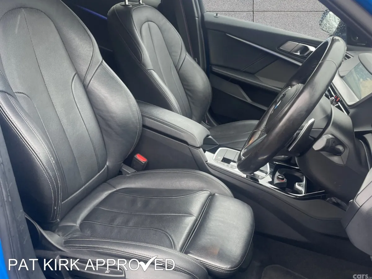 BMW 1-Series Hatchback, Diesel, 2021, Blue