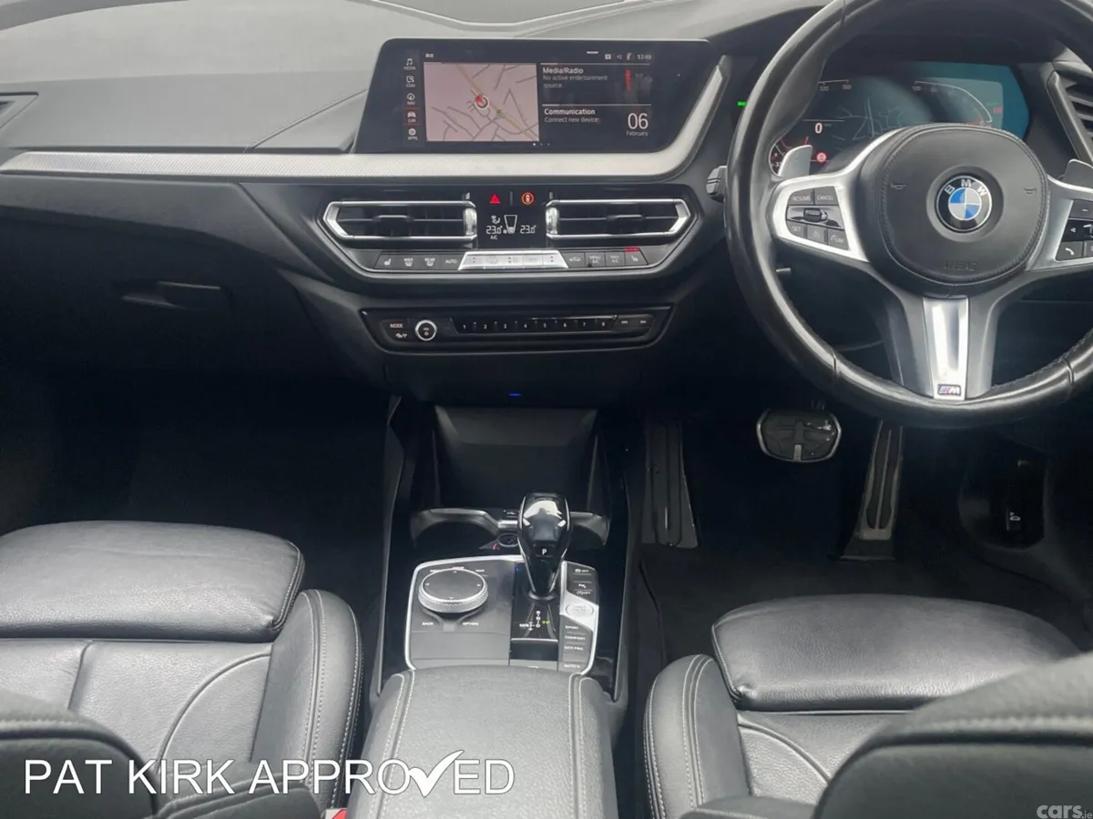 BMW 1-Series Hatchback, Diesel, 2021, Blue