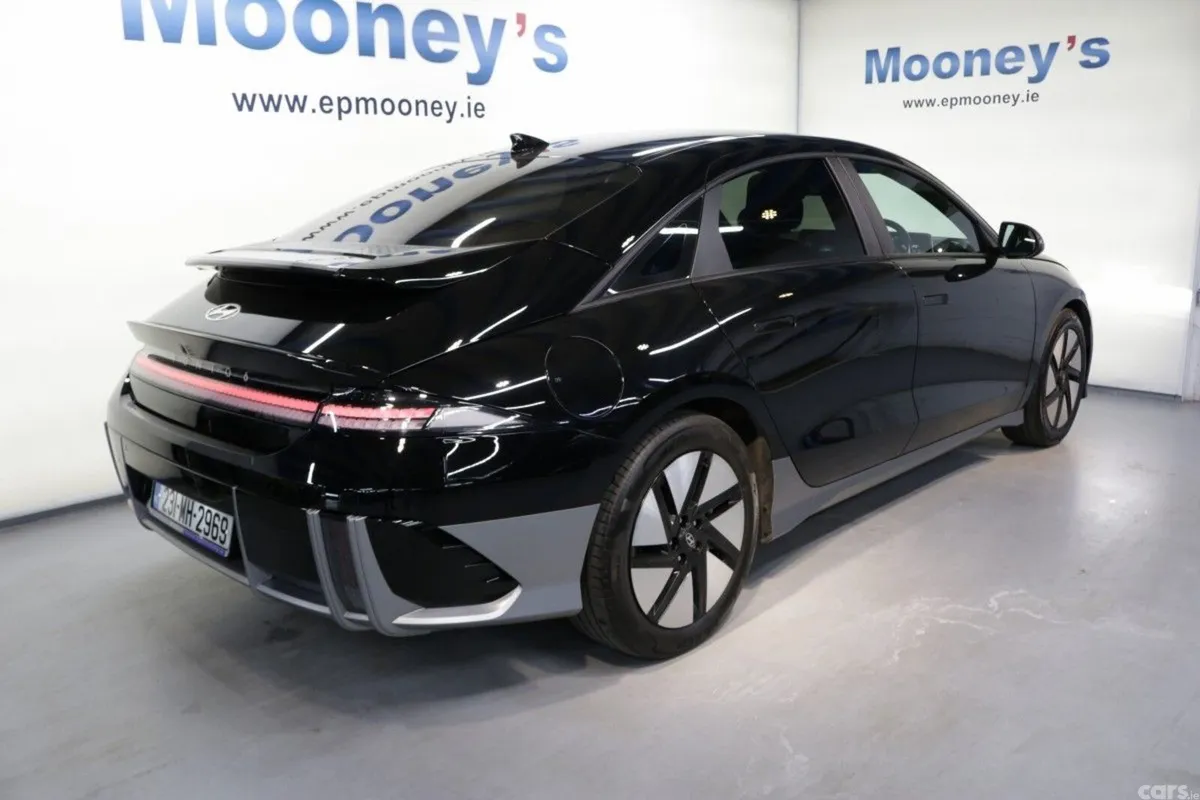 Hyundai IONIQ 6 Saloon, Electric, 2023, Black