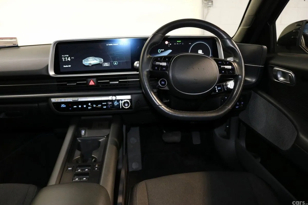 Hyundai IONIQ 6 Saloon, Electric, 2023, Black