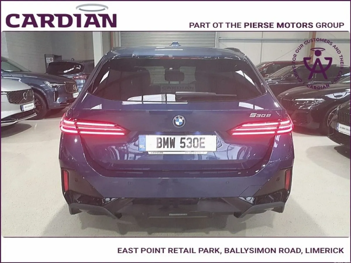 BMW 5-Series Estate, Petrol Hybrid, 2025, Blue