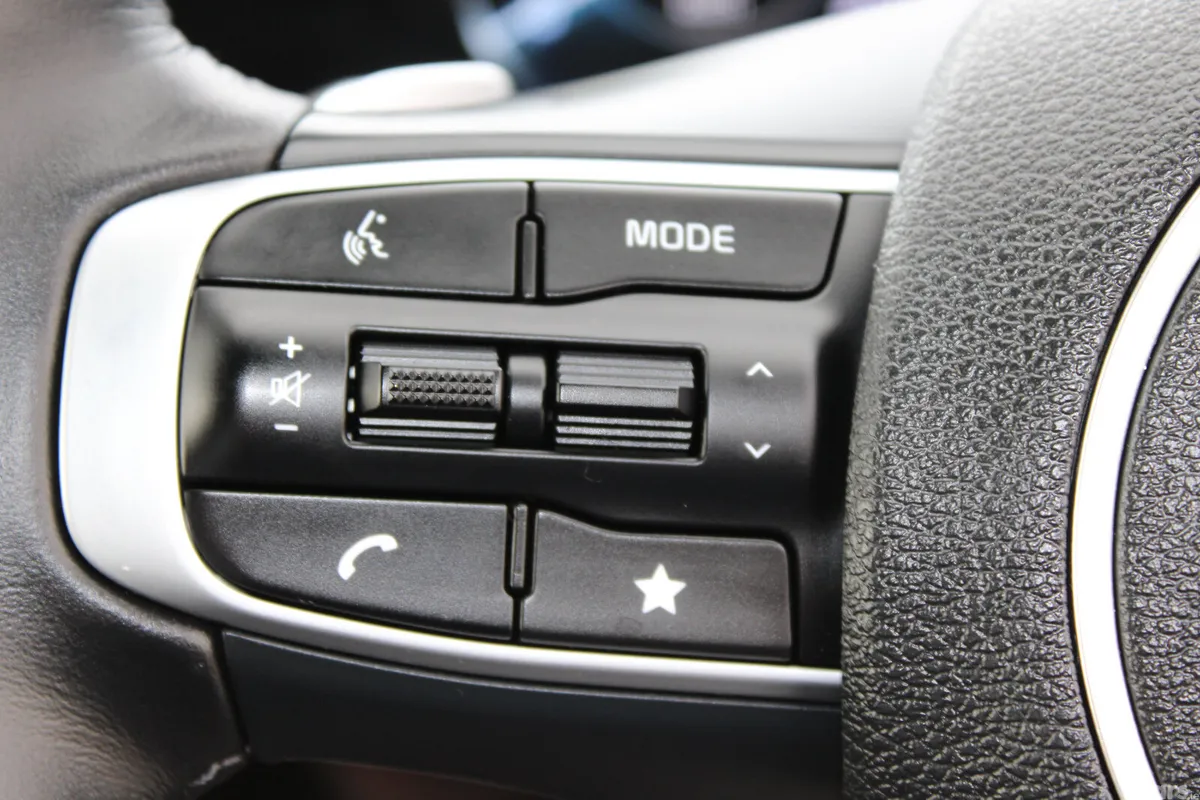 Kia Sportage SUV, Petrol Hybrid, 2024, Grey
