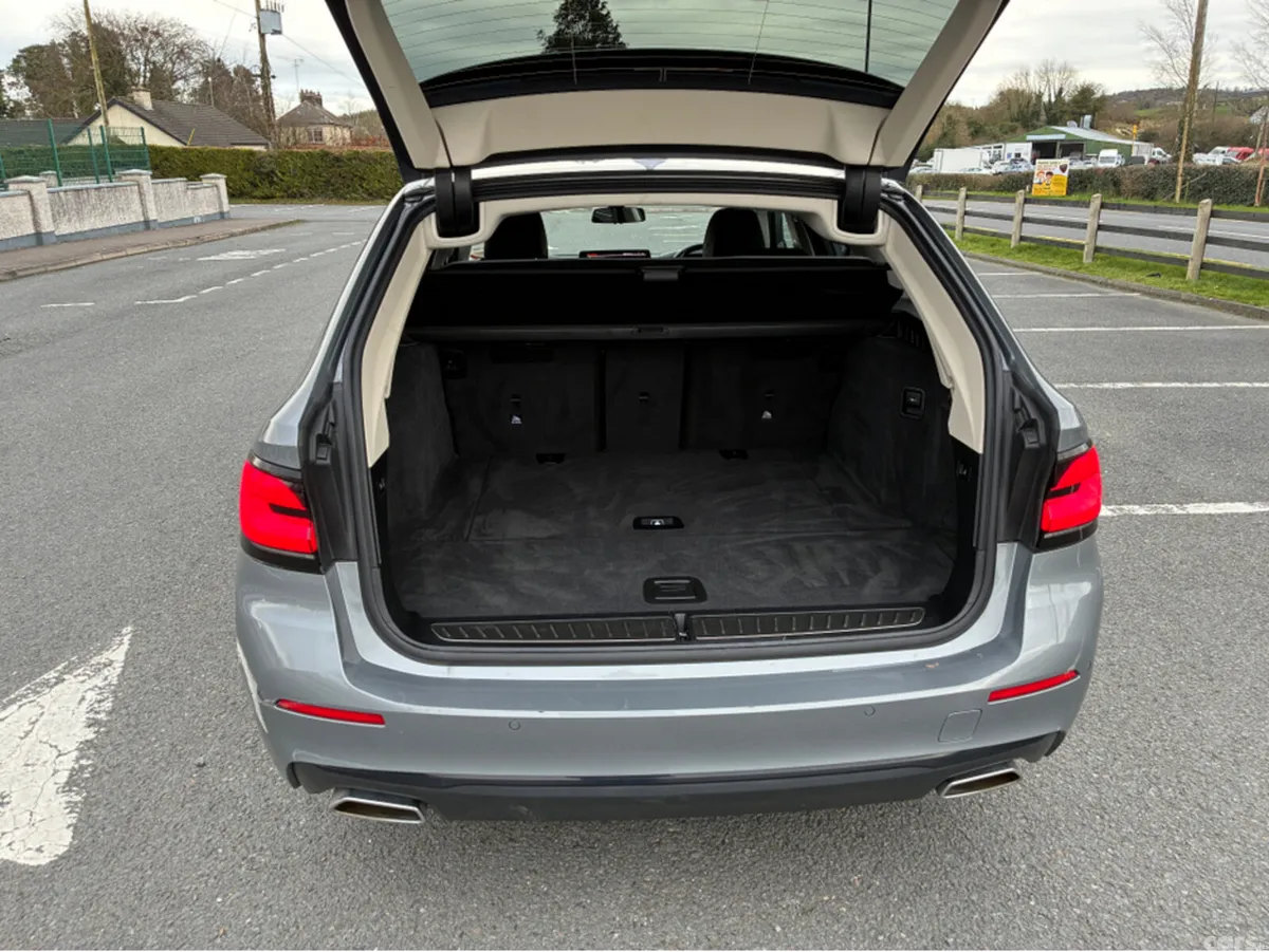 BMW 5-Series Estate, Diesel, 2023, Grey