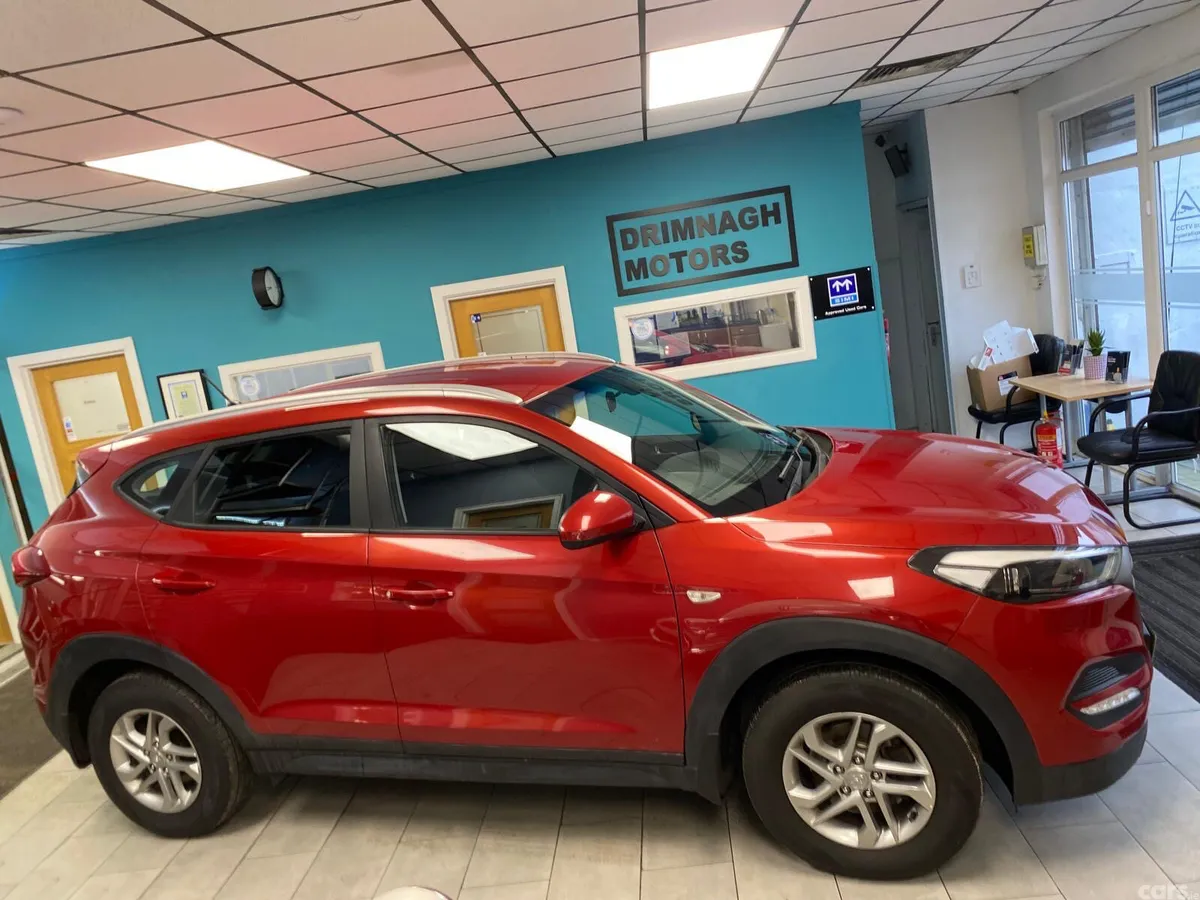 Hyundai Tucson SUV, Diesel, 2017, Red