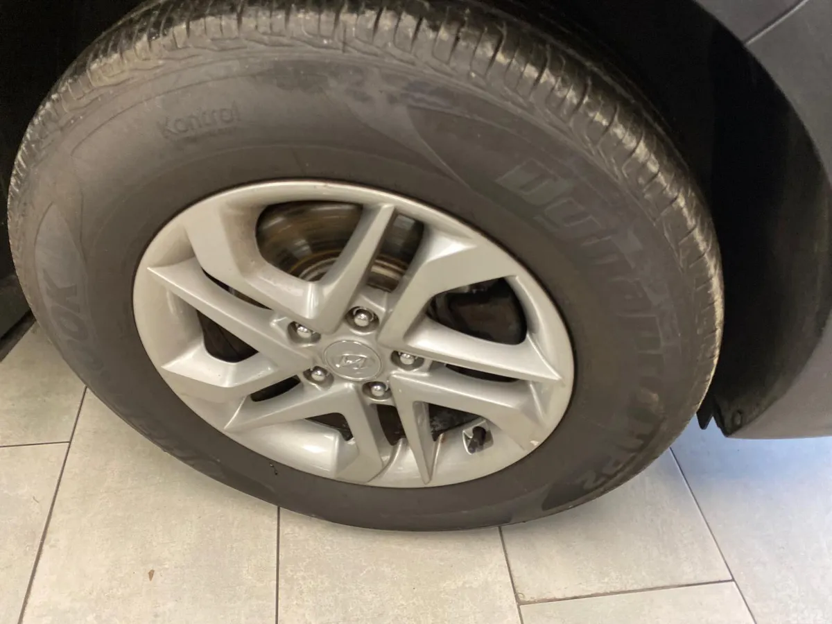 Hyundai Tucson SUV, Diesel, 2017, Red