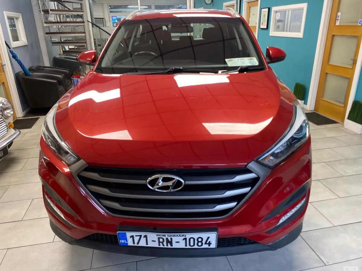 Hyundai Tucson SUV, Diesel, 2017, Red