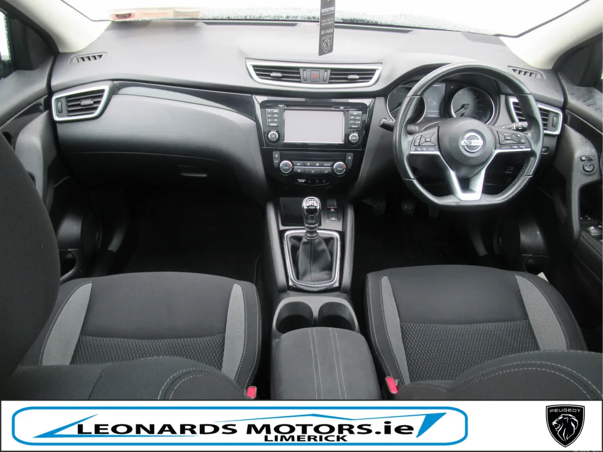 Nissan Qashqai SUV, Petrol, 2019, Black