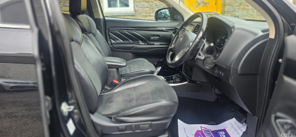 Mitsubishi Outlander SUV, Petrol Plug-in Hybrid, 2020, Black