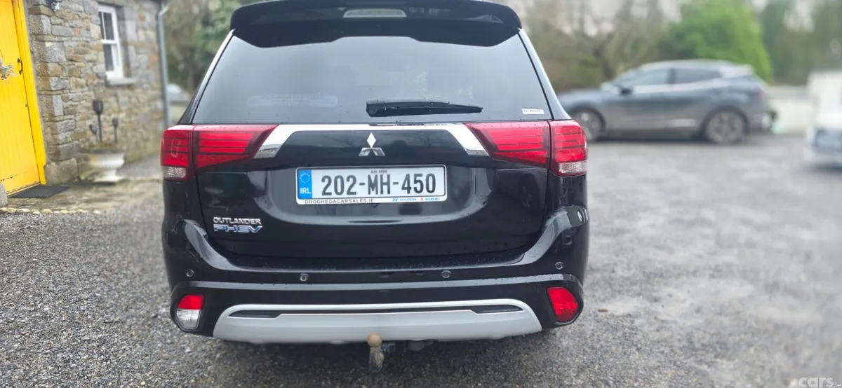 Mitsubishi Outlander SUV, Petrol Plug-in Hybrid, 2020, Black