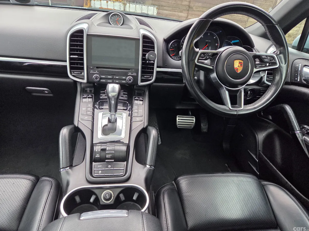 Porsche Cayenne Van, Diesel, 2018, Silver
