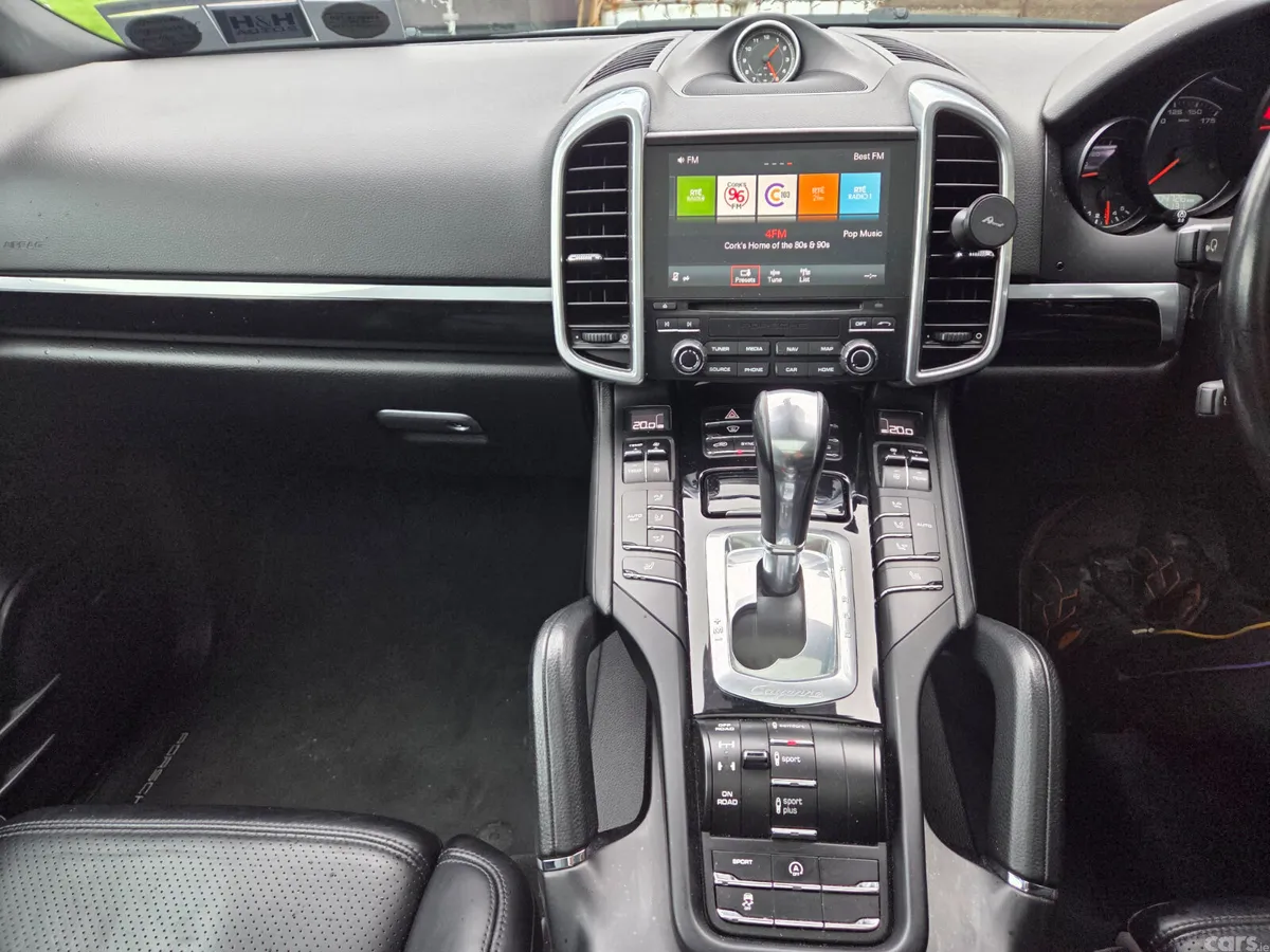Porsche Cayenne Van, Diesel, 2018, Silver