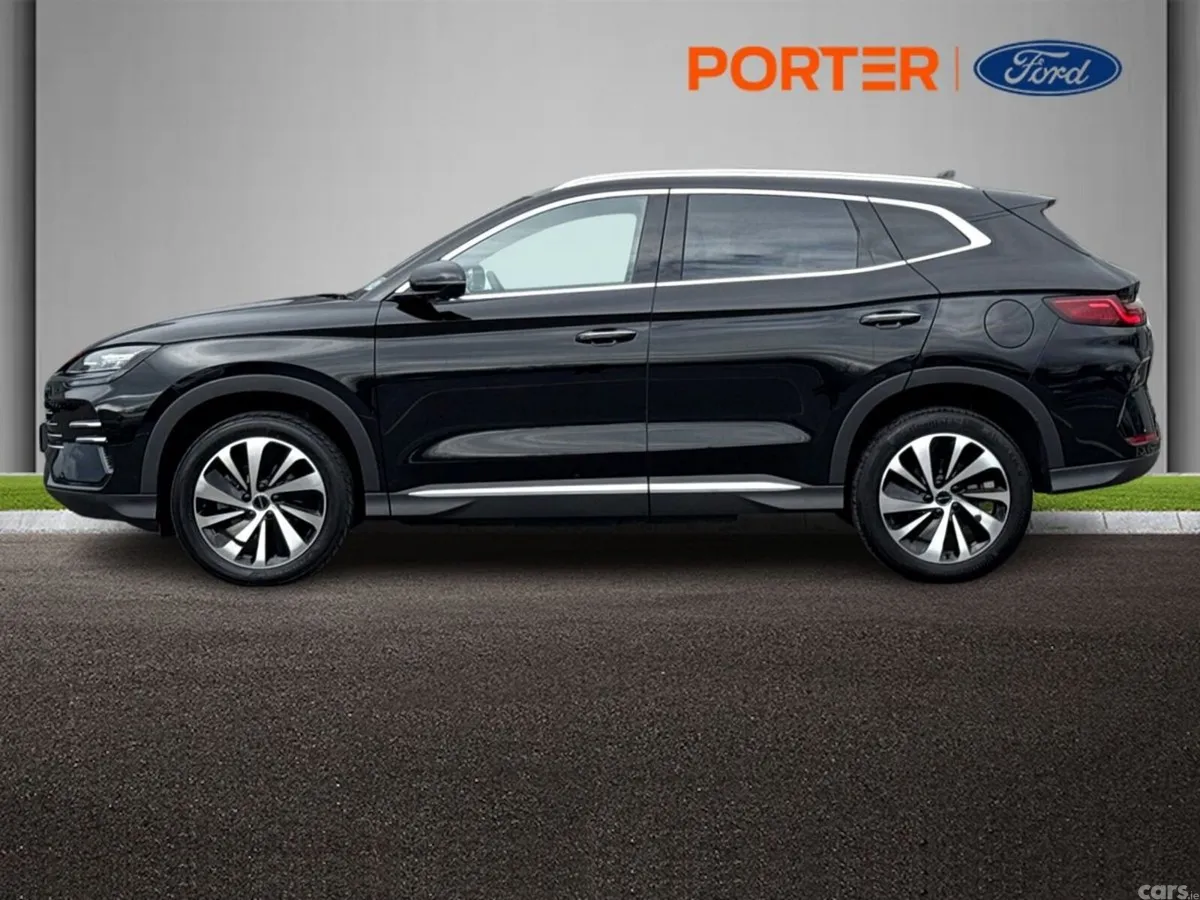 BYD SEAL U SUV, Petrol Hybrid, 2025, Black