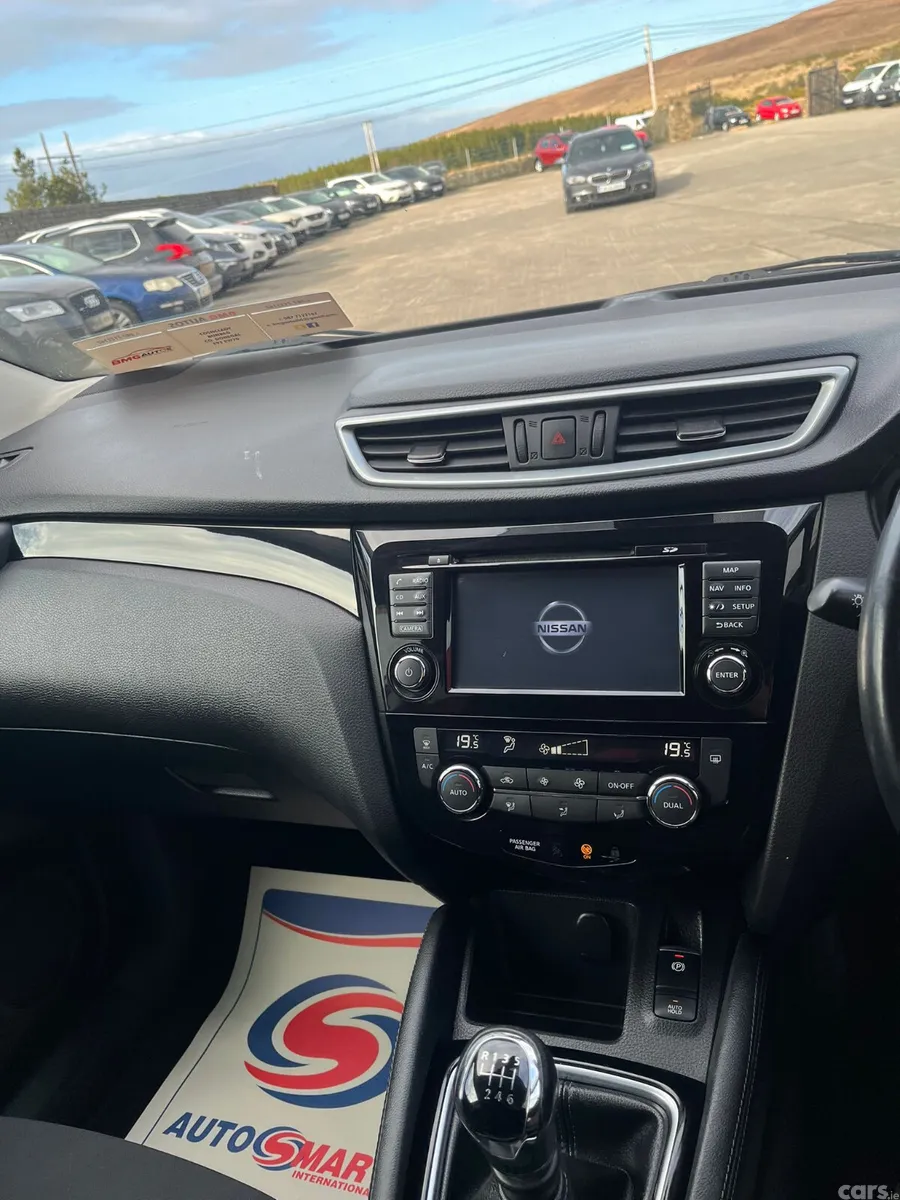 Nissan Qashqai MPV, Diesel, 2018, White