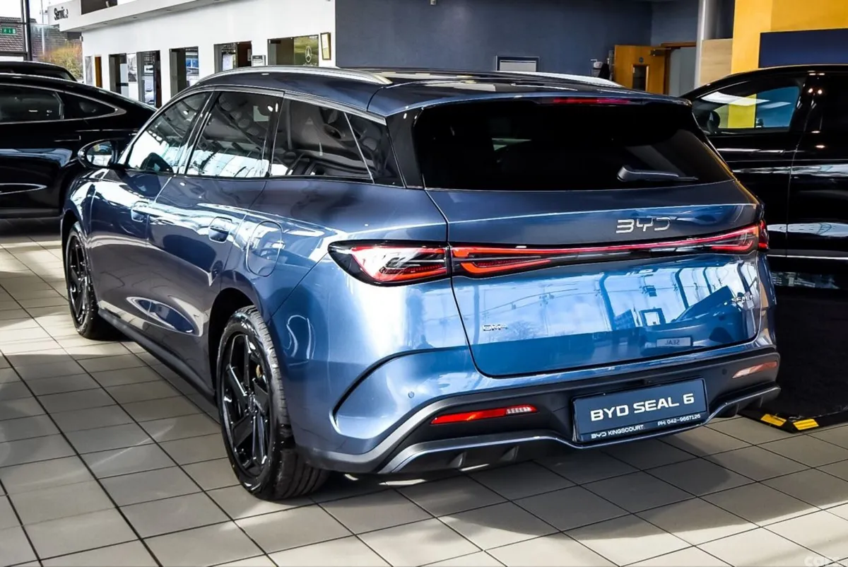BYD Seal 6 Estate, Petrol Plug-in Hybrid, 2026, Blue