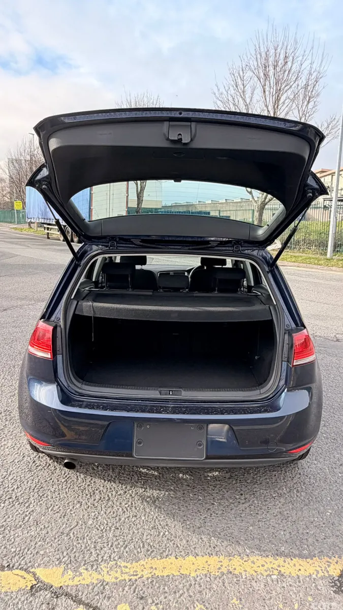 Volkswagen Golf Hatchback, Petrol, 2015, Blue