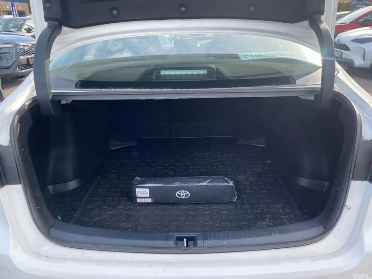 Toyota Corolla Saloon, Petrol Hybrid, 2024, White