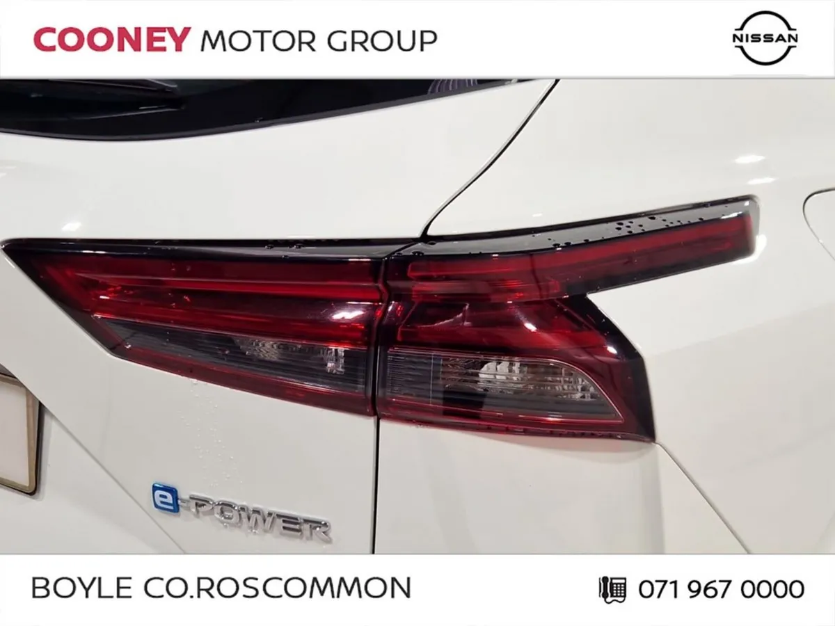 Nissan Qashqai MPV, Petrol, 2024, White