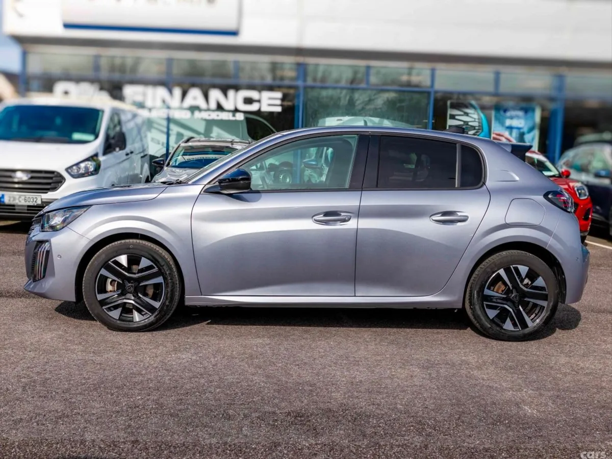 Peugeot 208 Hatchback, Petrol, 2025, Grey