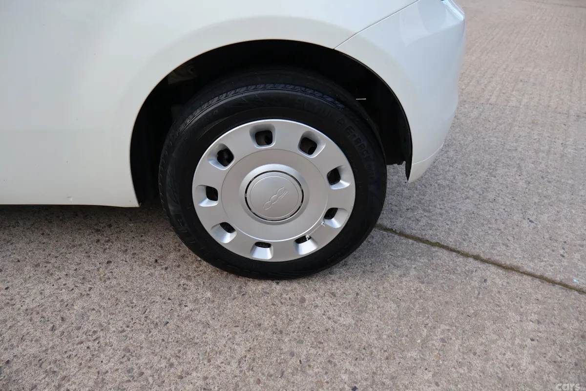 Fiat 500 Hatchback, Petrol, 2016, White