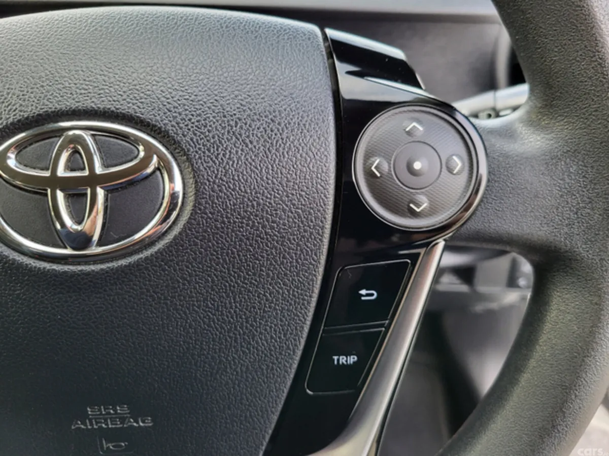 Toyota Aqua Hatchback, Petrol Hybrid, 2020, White