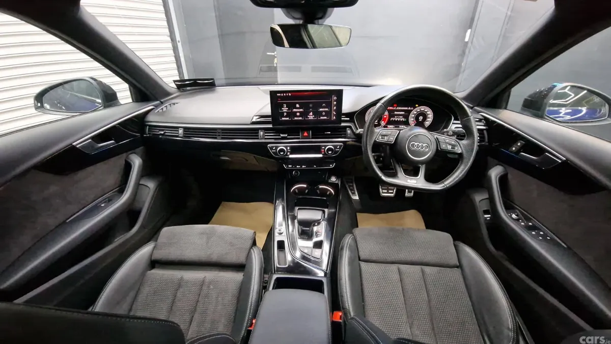 Audi A4 Saloon, Diesel, 2021, Blue