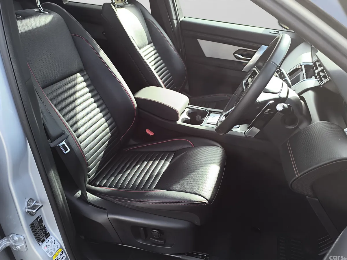 Land Rover Discovery Sport SUV, Petrol Plug-in Hybrid, 2023, Silver