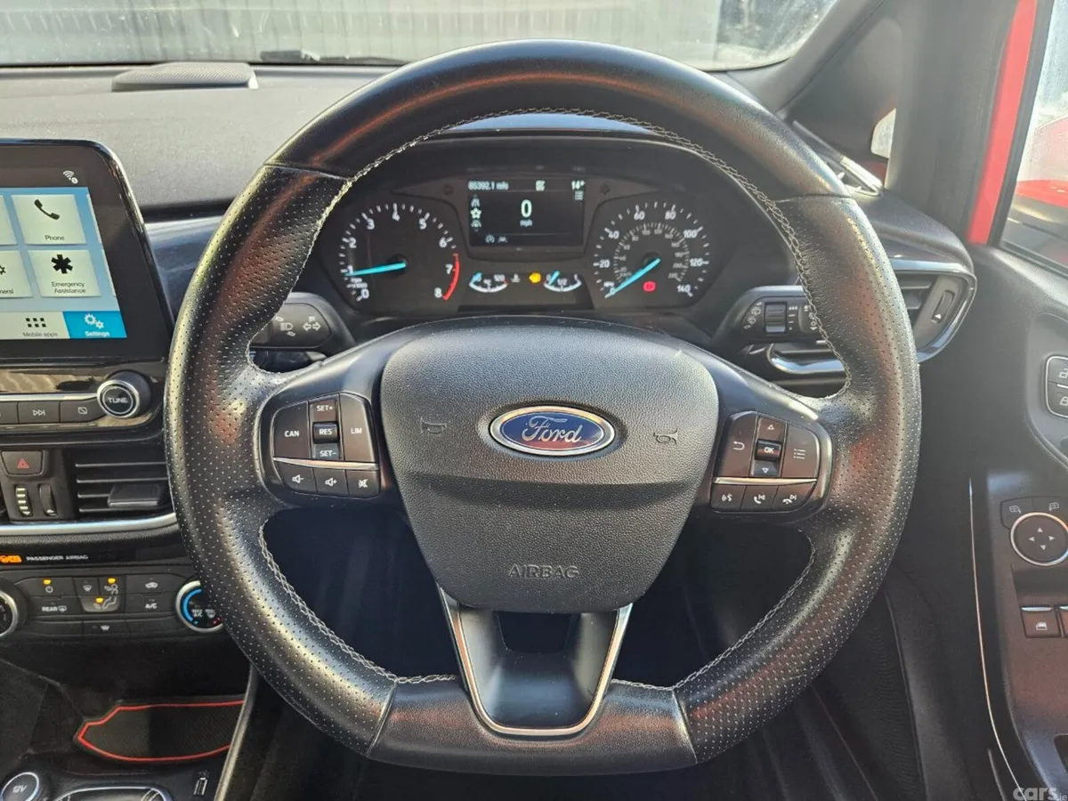 Ford Fiesta Hatchback, Petrol, 2018, Red