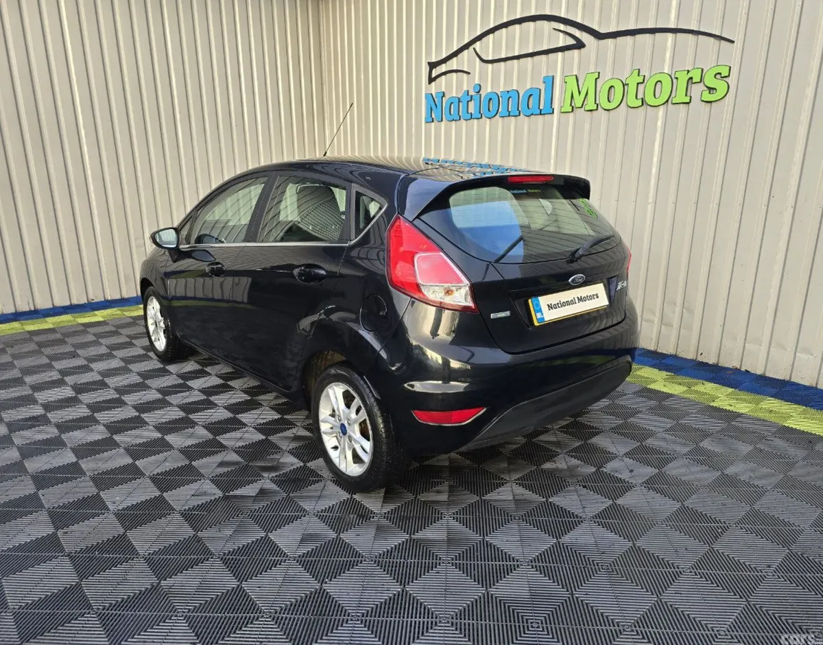 Ford Fiesta Hatchback, Petrol, 2016, Black
