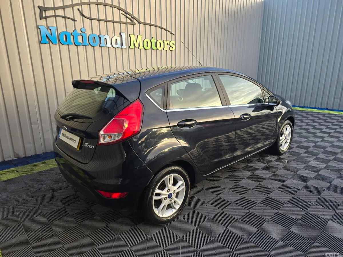 Ford Fiesta Hatchback, Petrol, 2016, Black