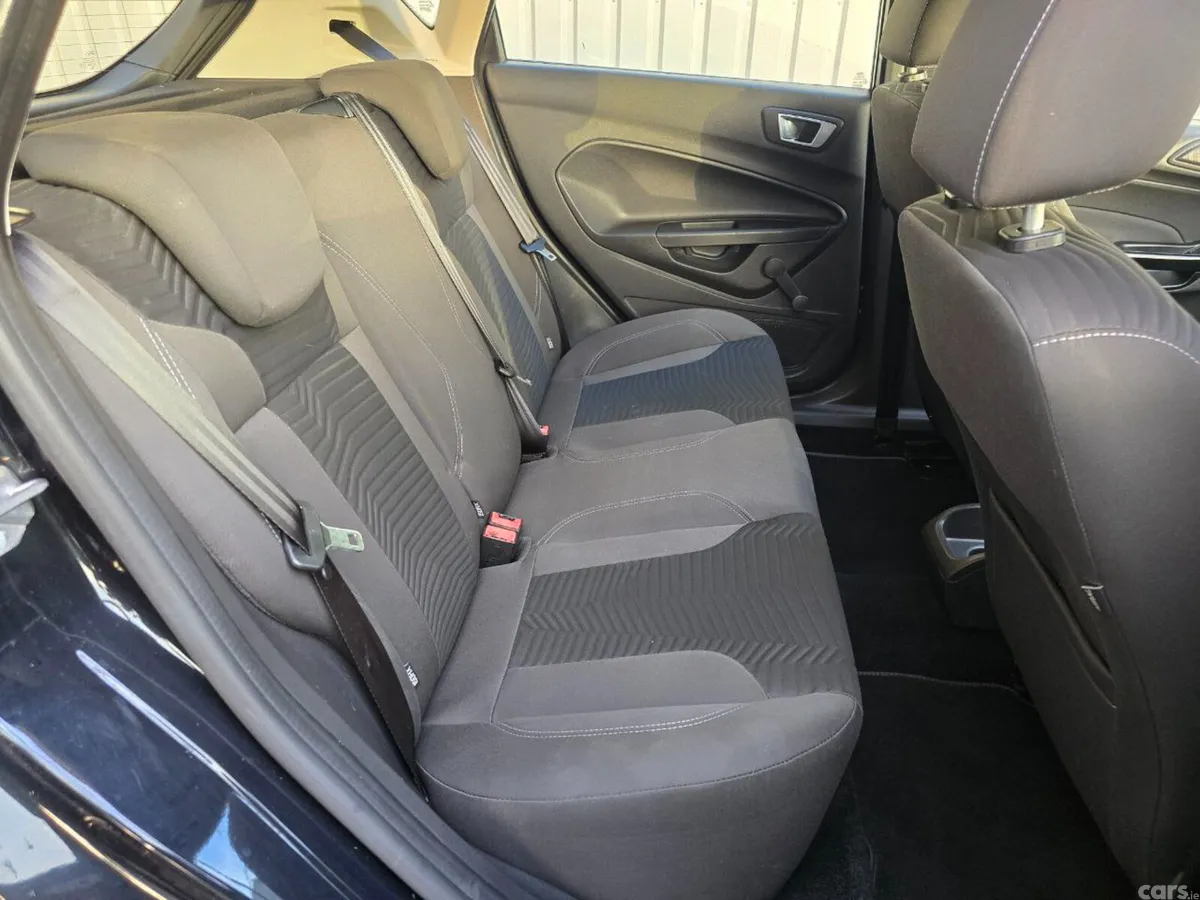 Ford Fiesta Hatchback, Petrol, 2016, Black