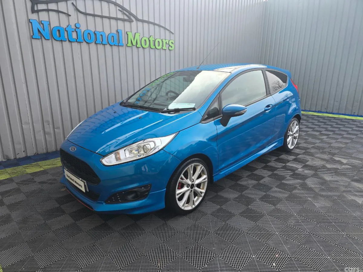 Ford Fiesta Hatchback, Petrol, 2015, Blue