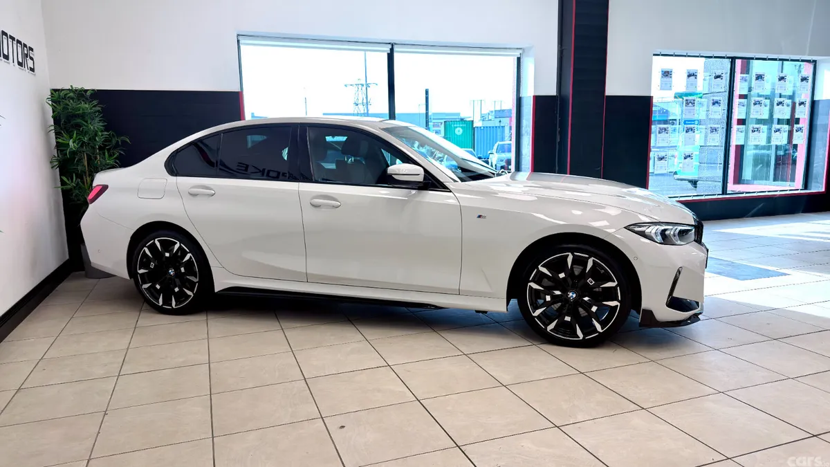 BMW 3-Series Saloon, Petrol Hybrid, 2025, White