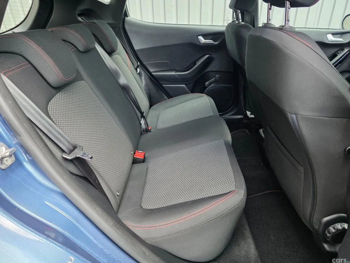 Ford Fiesta Hatchback, Petrol, 2019, Blue