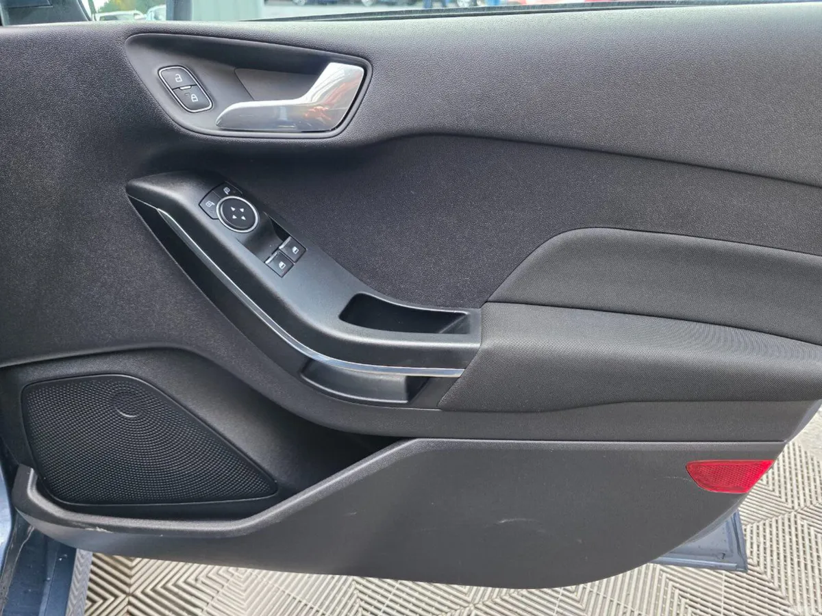 Ford Fiesta Hatchback, Petrol, 2019, Blue