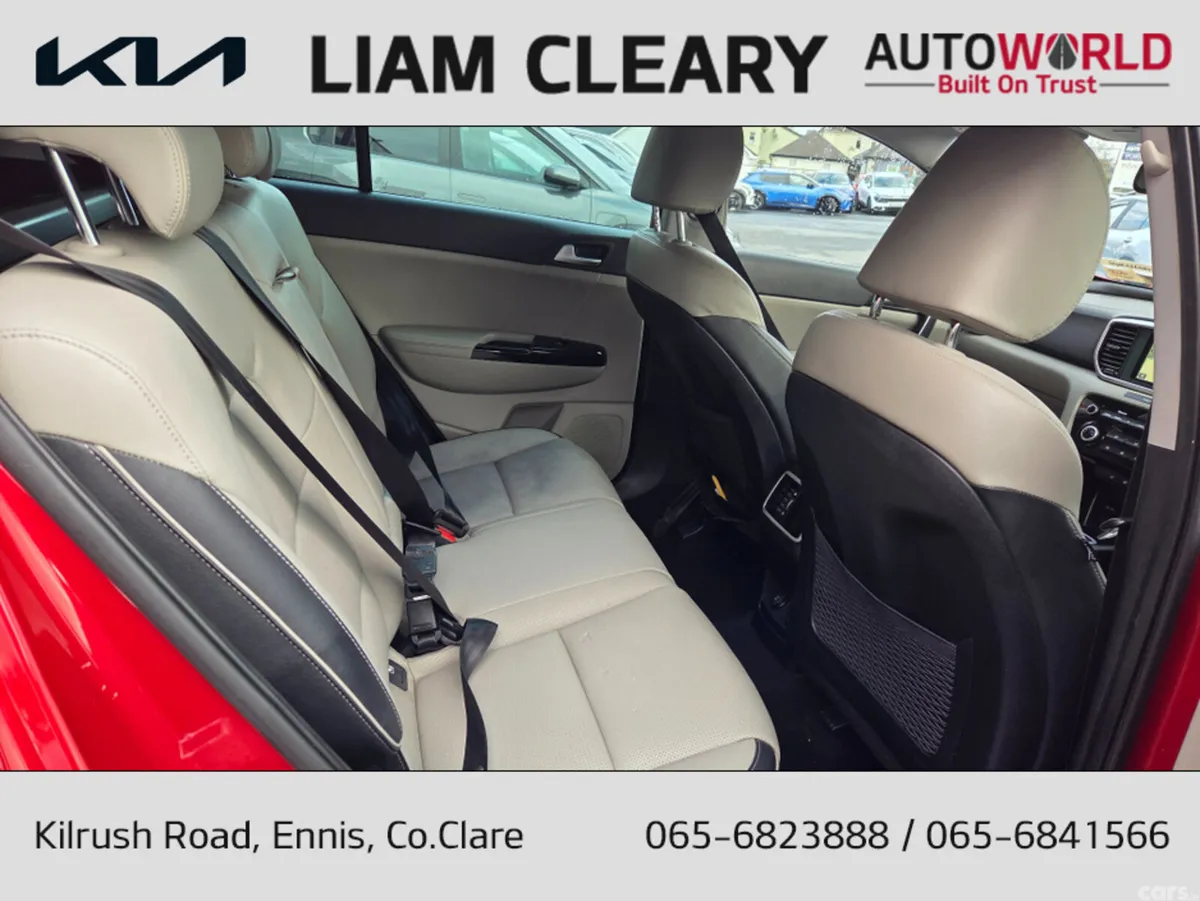 Kia Sportage MPV, Diesel Hybrid, 2020, Red