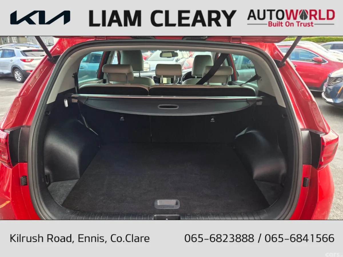 Kia Sportage MPV, Diesel Hybrid, 2020, Red