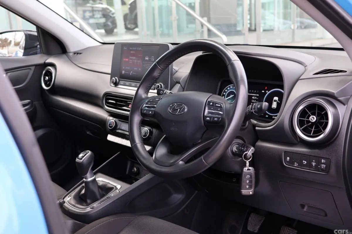 Hyundai KONA MPV, Diesel, 2021, Blue