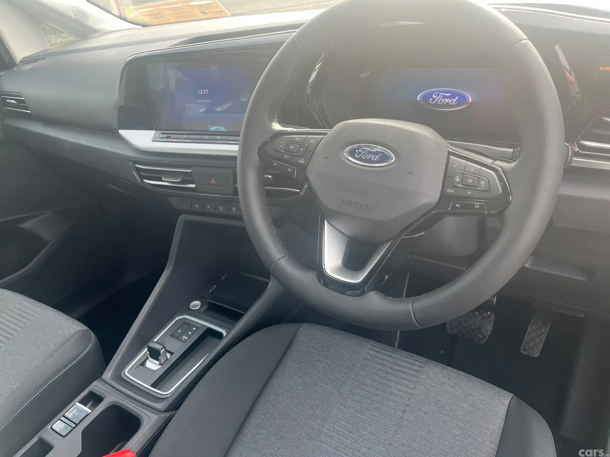 Ford Tourneo Connect MPV, Diesel, 2026, Black