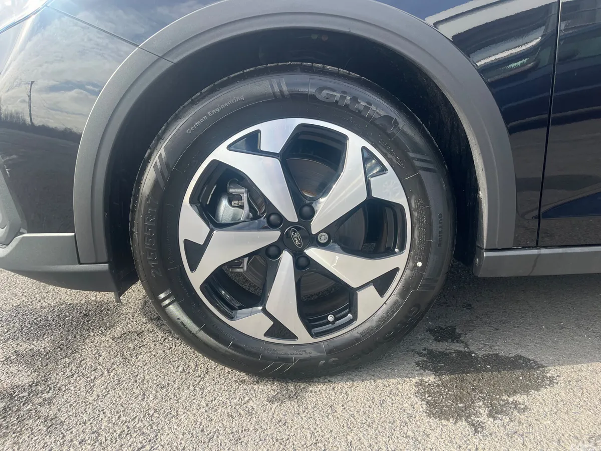 Ford Tourneo Connect MPV, Diesel, 2026, Black