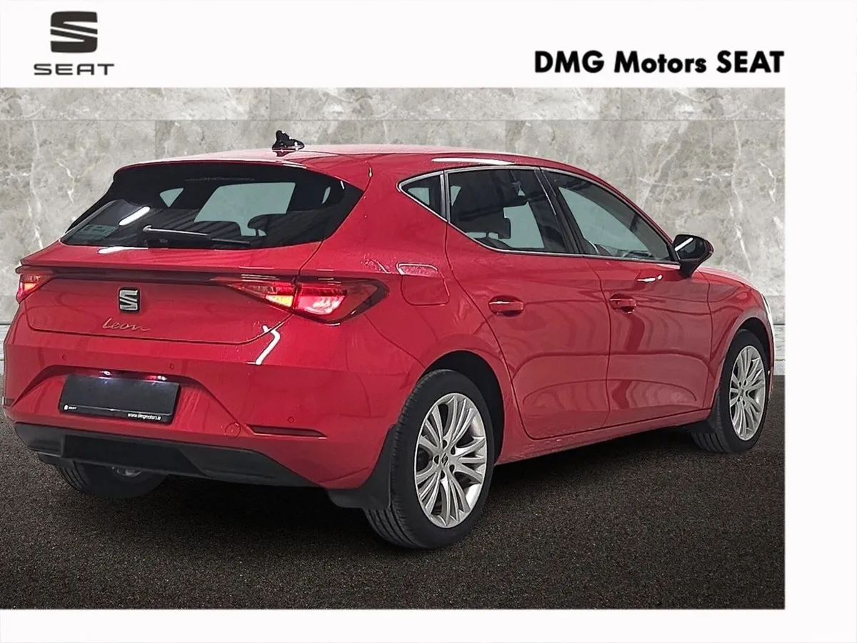 SEAT Leon Estate, Petrol, 2021, Red