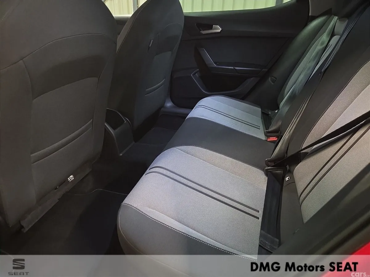 SEAT Leon Estate, Petrol, 2021, Red