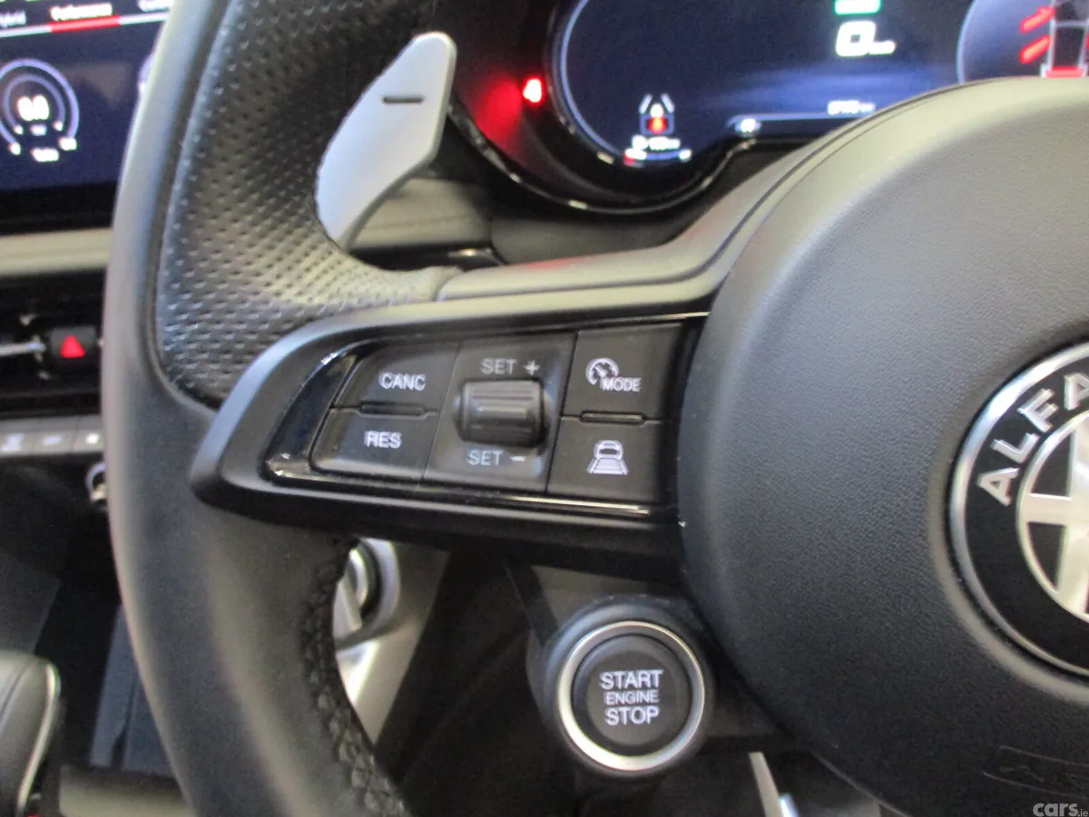 Alfa Romeo Tonale MPV, Petrol Plug-in Hybrid, 2024, Blue