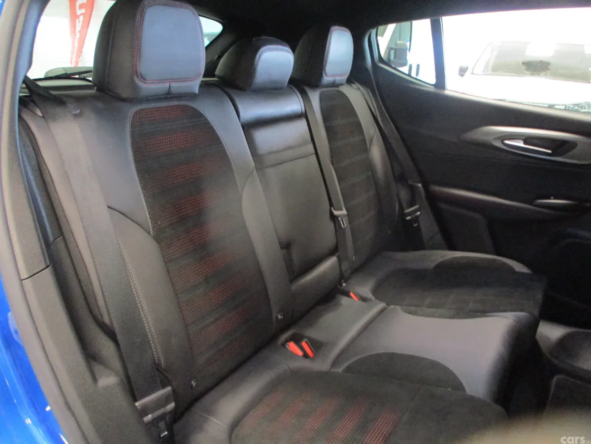 Alfa Romeo Tonale MPV, Petrol Plug-in Hybrid, 2024, Blue
