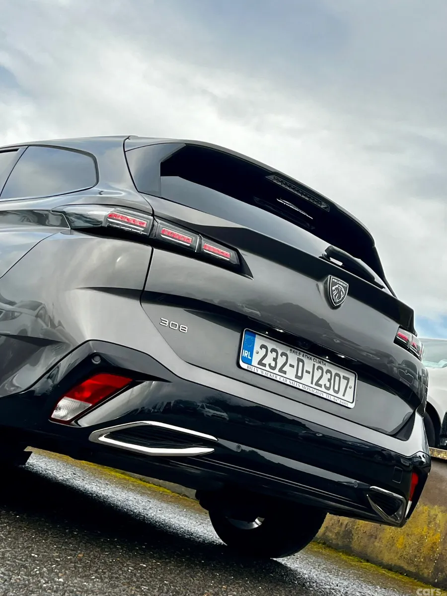 Peugeot 308 Estate, Petrol, 2023, Grey