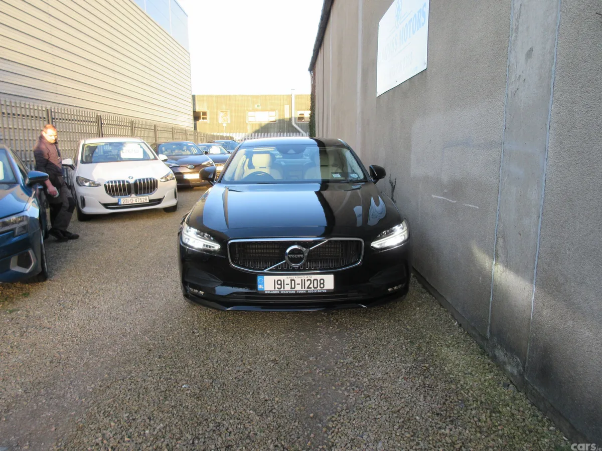 Volvo S90 Saloon, Diesel, 2019, Black