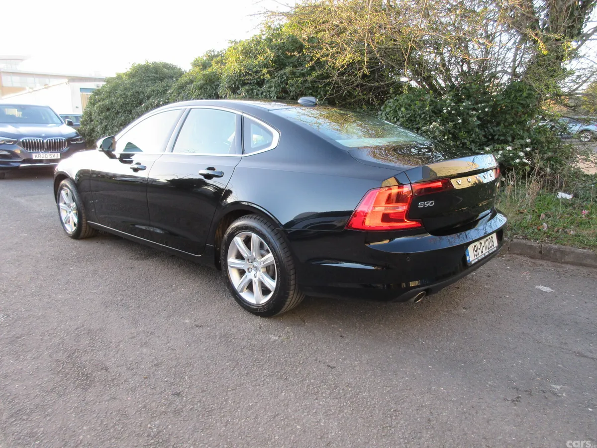 Volvo S90 Saloon, Diesel, 2019, Black