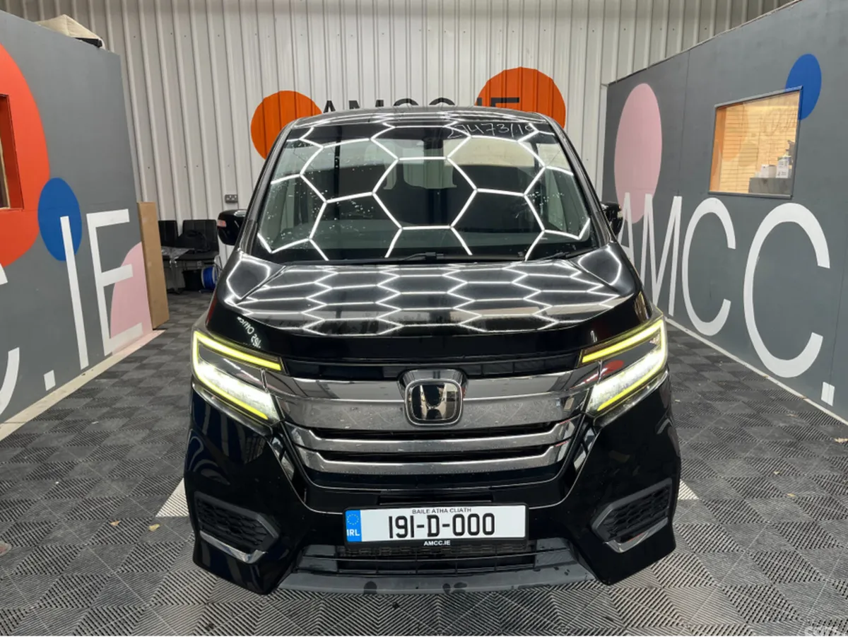 Honda Stepwagon MPV, Petrol Hybrid, 2019, Black