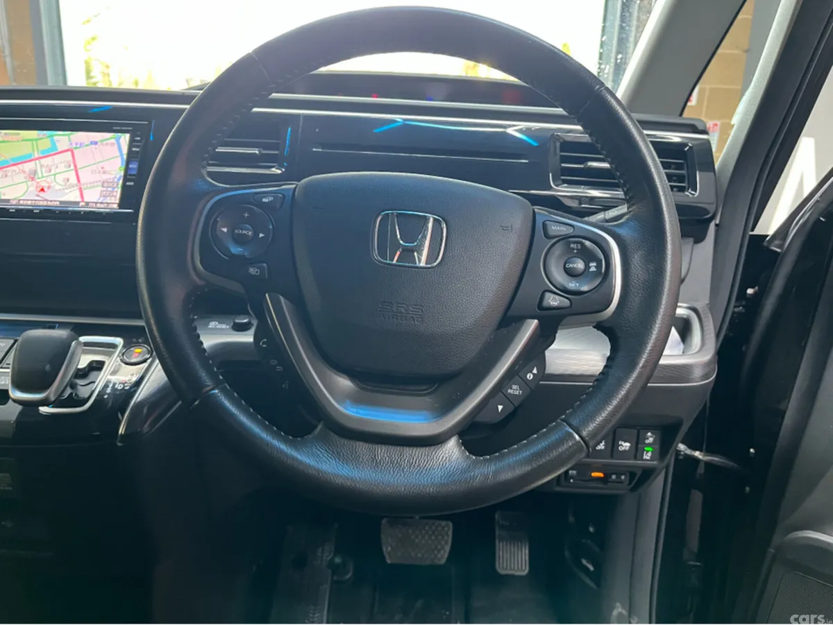 Honda Stepwagon MPV, Petrol Hybrid, 2019, Black