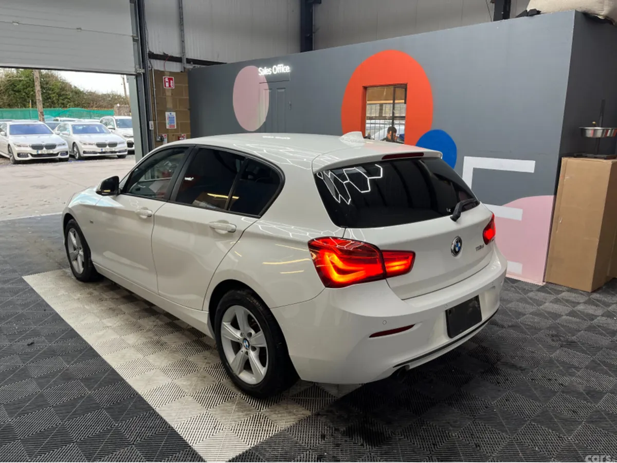 BMW 1-Series Hatchback, Diesel, 2016, White